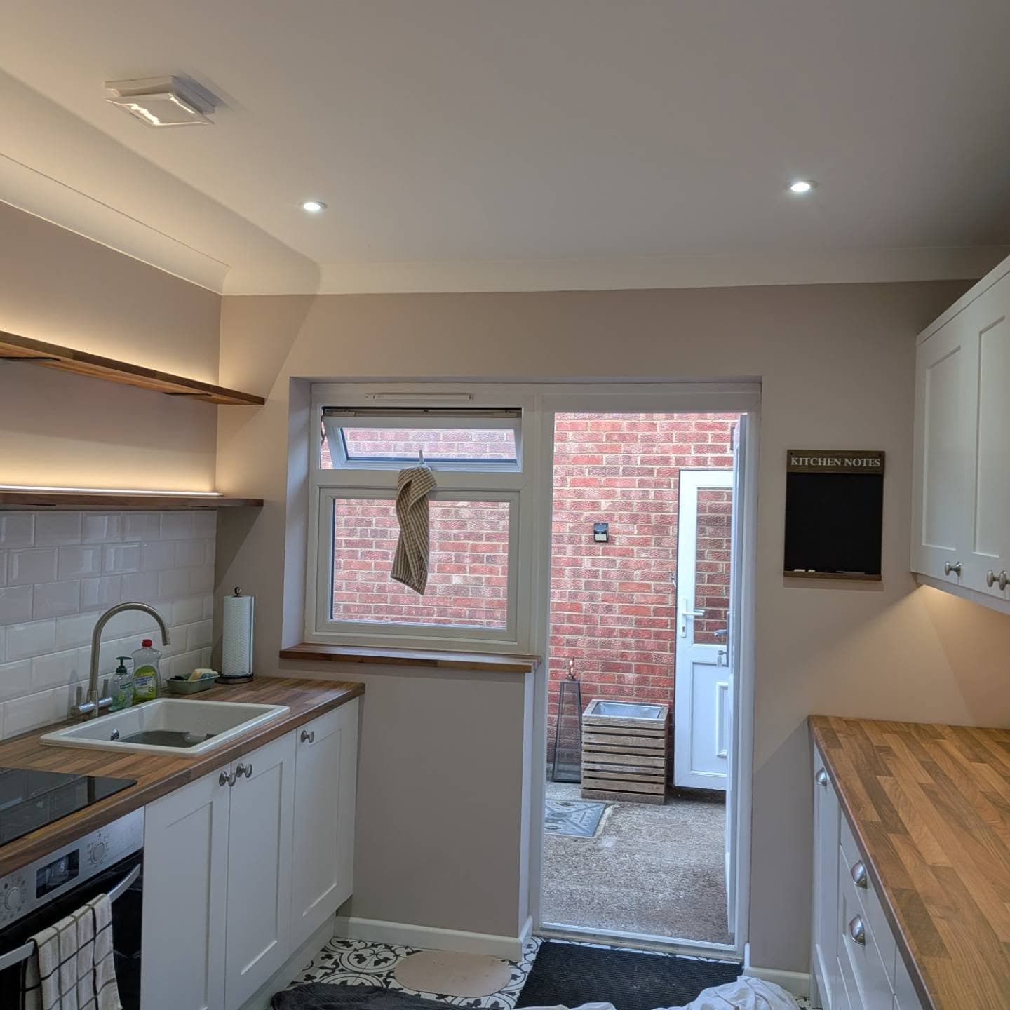 Under-Cabinet Kitchen Lighting